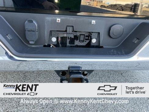 Used 2022 Chevrolet Silverado 1500 LT image 9