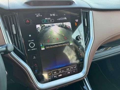 Used 2021 Subaru Outback Touring w/ Popular Package #2 image 24