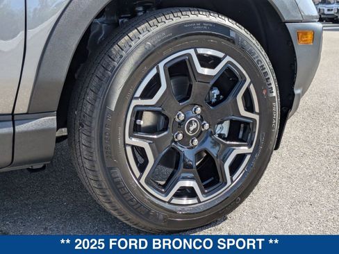 New 2025 Ford Bronco Sport Outer Banks image 13