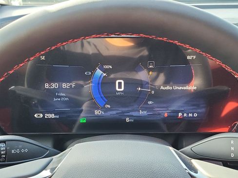 New 2025 Chevrolet Equinox EV RS image 11