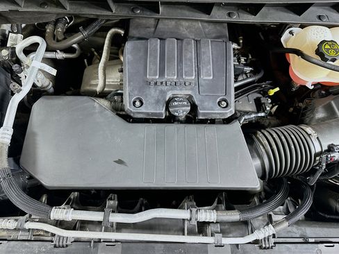 Used 2022 Chevrolet Silverado 1500 LT image 33