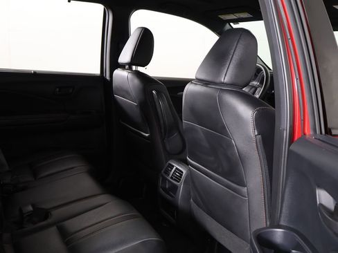 Used 2023 Honda Passport TrailSport image 30