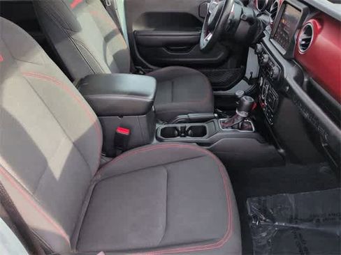 Used 2023 Jeep Wrangler Unlimited Rubicon w/ Cold Weather Group image 21