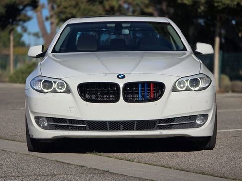 Used 2011 BMW 535i Sedan image 5