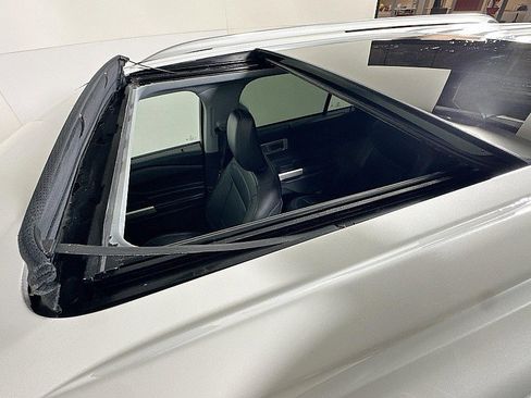 Used 2023 Ford Explorer Limited w/ Equipment Group 301A image 15