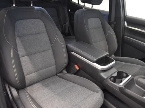 Used 2025 GMC Terrain Elevation AWD/4WD image 6