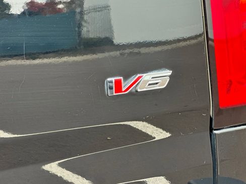 Used 2021 Chevrolet Colorado Z71 w/ Z71 Midnight Edition image 25