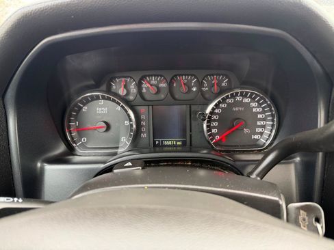 Used 2016 Chevrolet Silverado 1500 Custom w/ Custom Convenience Package AWD/4WD image 15