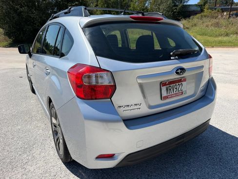 Used 2013 Subaru Impreza 2.0i Sport Premium AWD/4WD image 3