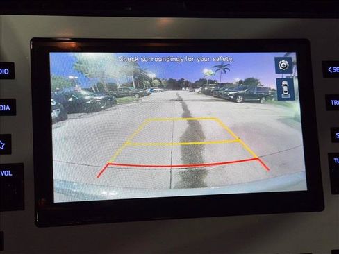 Used 2022 Hyundai Tucson XRT FWD image 16