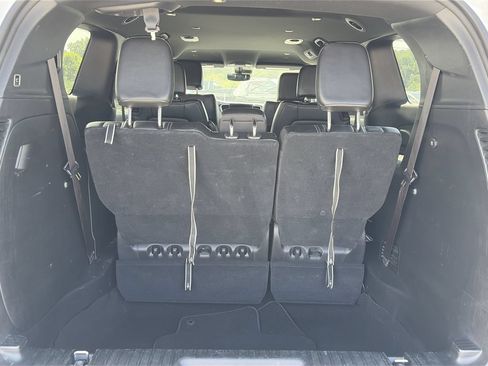 Used 2025 Chrysler Pacifica Select FWD image 30
