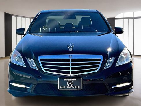 Used 2012 Mercedes-Benz E 350 4MATIC Sedan image 3