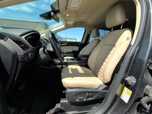 Used 2020 Ford Edge SEL AWD/4WD image 3