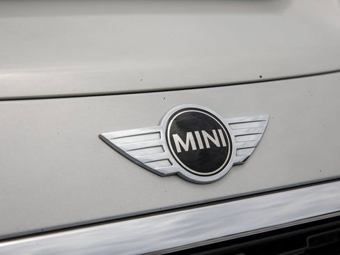Used 2012 MINI Cooper John Cooper Works w/ Technology Pkg FWD image 17