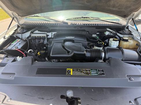 Used 2004 Ford Expedition Eddie Bauer image 15