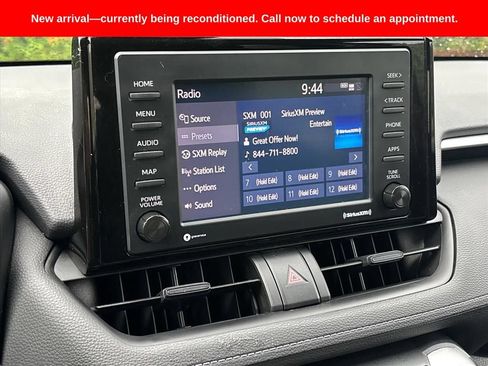 Used 2022 Toyota RAV4 LE AWD/4WD image 13