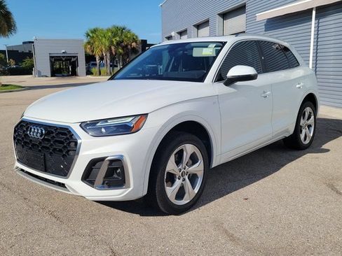 Certified 2023 Audi Q5 2.0T Premium Plus AWD/4WD image 4