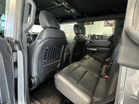 Used 2023 Ford Bronco Badlands w/ Sasquatch Package image 13