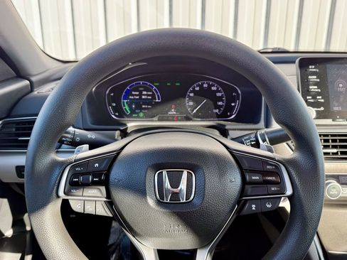 Used 2018 Honda Accord Hybrid image 22