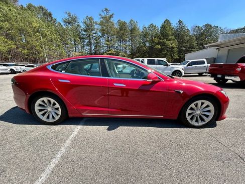 Used 2018 Tesla Model S 100D image 8