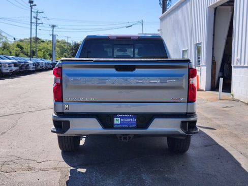 Used 2023 Chevrolet Silverado 1500 RST w/ Convenience Package II AWD/4WD image 4