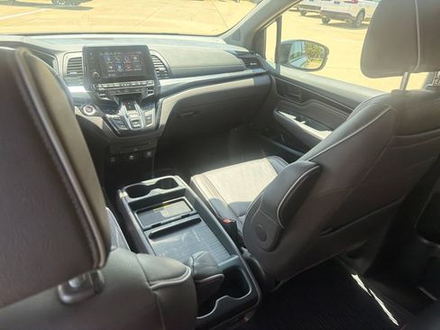 Used 2023 Honda Odyssey Elite image 27