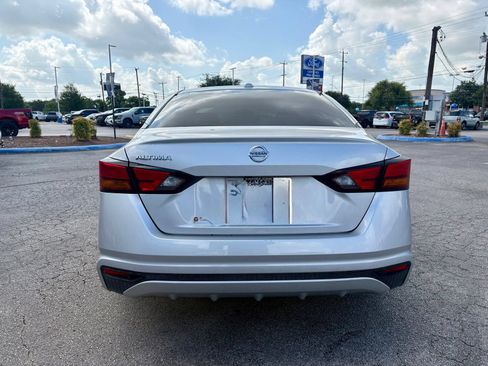 Used 2020 Nissan Altima 2.5 S FWD image 6