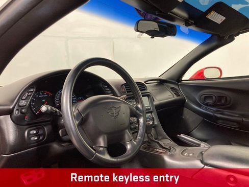 Used 2000 Chevrolet Corvette Coupe w/ Performance Handling Pkg image 7