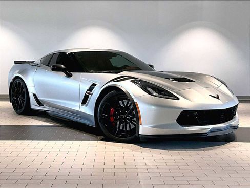 Used 2018 Chevrolet Corvette Grand Sport RWD image 12