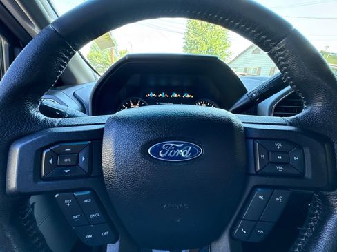 Used 2016 Ford F150 XLT w/ Equipment Group 302A Luxury AWD/4WD image 20