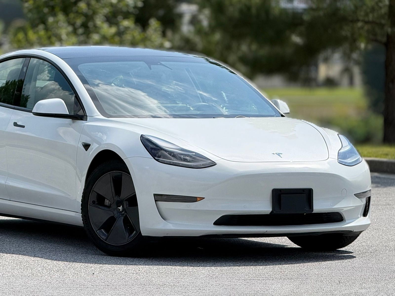 Used 2021 Tesla Model 3 Standard Range Plus RWD image 45