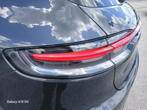 Used 2021 Porsche Macan AWD/4WD image 14