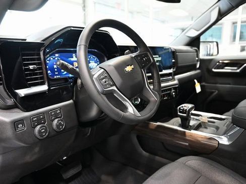 New 2026 Chevrolet Silverado 1500 LT image 22