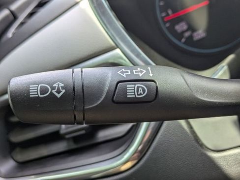 Used 2022 Chevrolet Equinox LT image 27