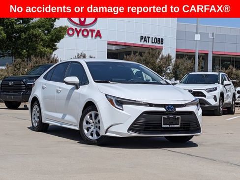 Certified 2023 Toyota Corolla LE FWD image 2