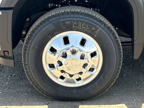 New 2026 GMC Sierra 3500 Denali Ultimate AWD/4WD image 33