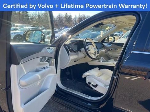 Used 2024 Volvo XC90 T8 Ultimate w/ Lounge Package image 7