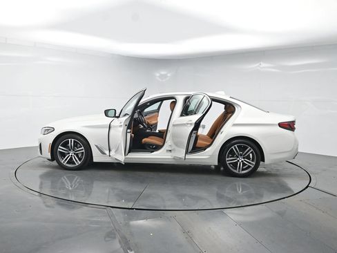 Used 2023 BMW 530i xDrive w/ Premium Package AWD/4WD image 45