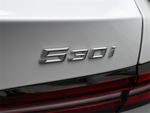 New 2026 BMW 530i w/ Premium Package image 29