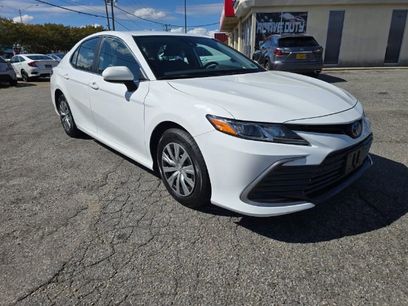 Used 2022 Toyota Camry LE