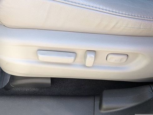 Used 2022 Honda Pilot Touring image 31