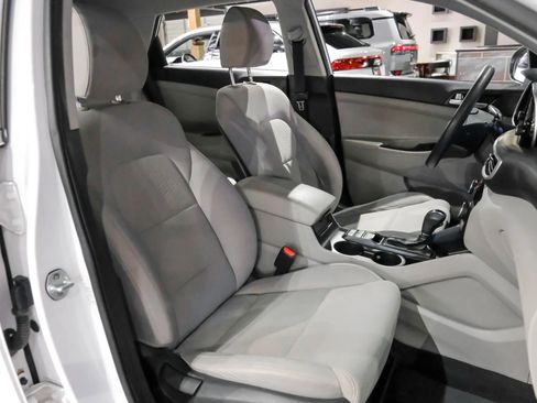 Used 2019 Hyundai Tucson Value FWD image 44