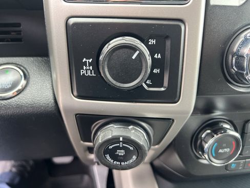 Used 2020 Ford F150 Lariat image 26