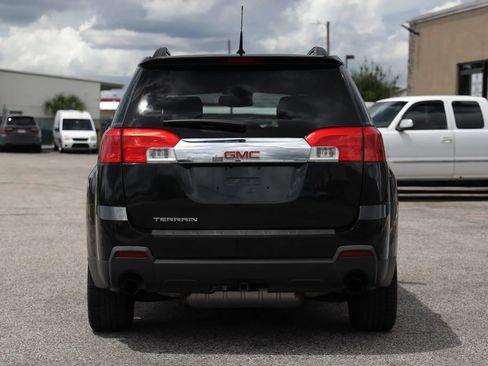 Used 2011 GMC Terrain SLE FWD image 4