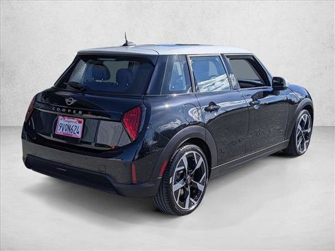Certified 2025 MINI Cooper S image 5