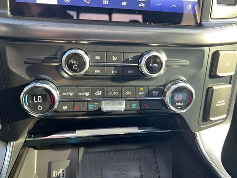 Used 2021 Ford F150 Platinum w/ Equipment Group 701A High AWD/4WD image 20