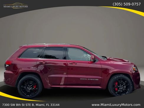 Used 2017 Jeep Grand Cherokee SRT image 1
