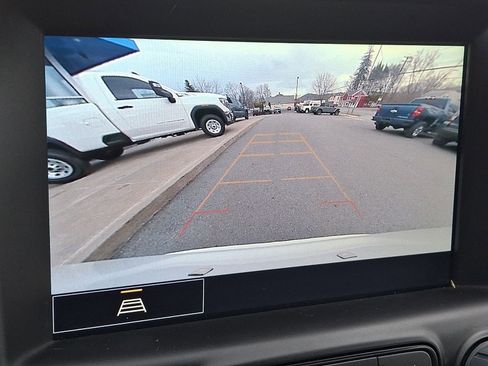 Used 2024 GMC Terrain SLT w/ LPO, Floor Liner Package image 18