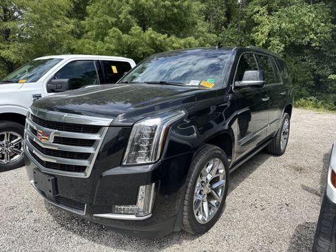 Used 2020 Cadillac Escalade Premium Luxury AWD/4WD image 1