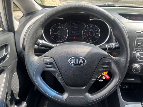 Used 2016 Kia Forte LX FWD image 12